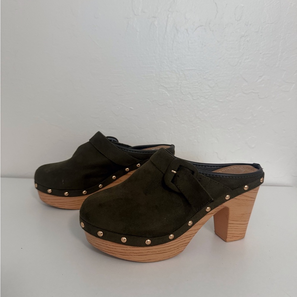 Italina Dark Green Suede Mules with Wooden Heel